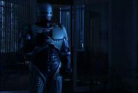   / RoboCop: Prime Directives (2000)