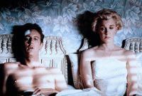     / Enid Is Sleeping (1989)