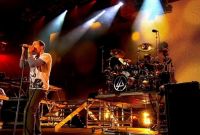 Linkin Park:    (    ) / Linkin Park: Road to Revolution (Live at Milton Keynes) (2008)